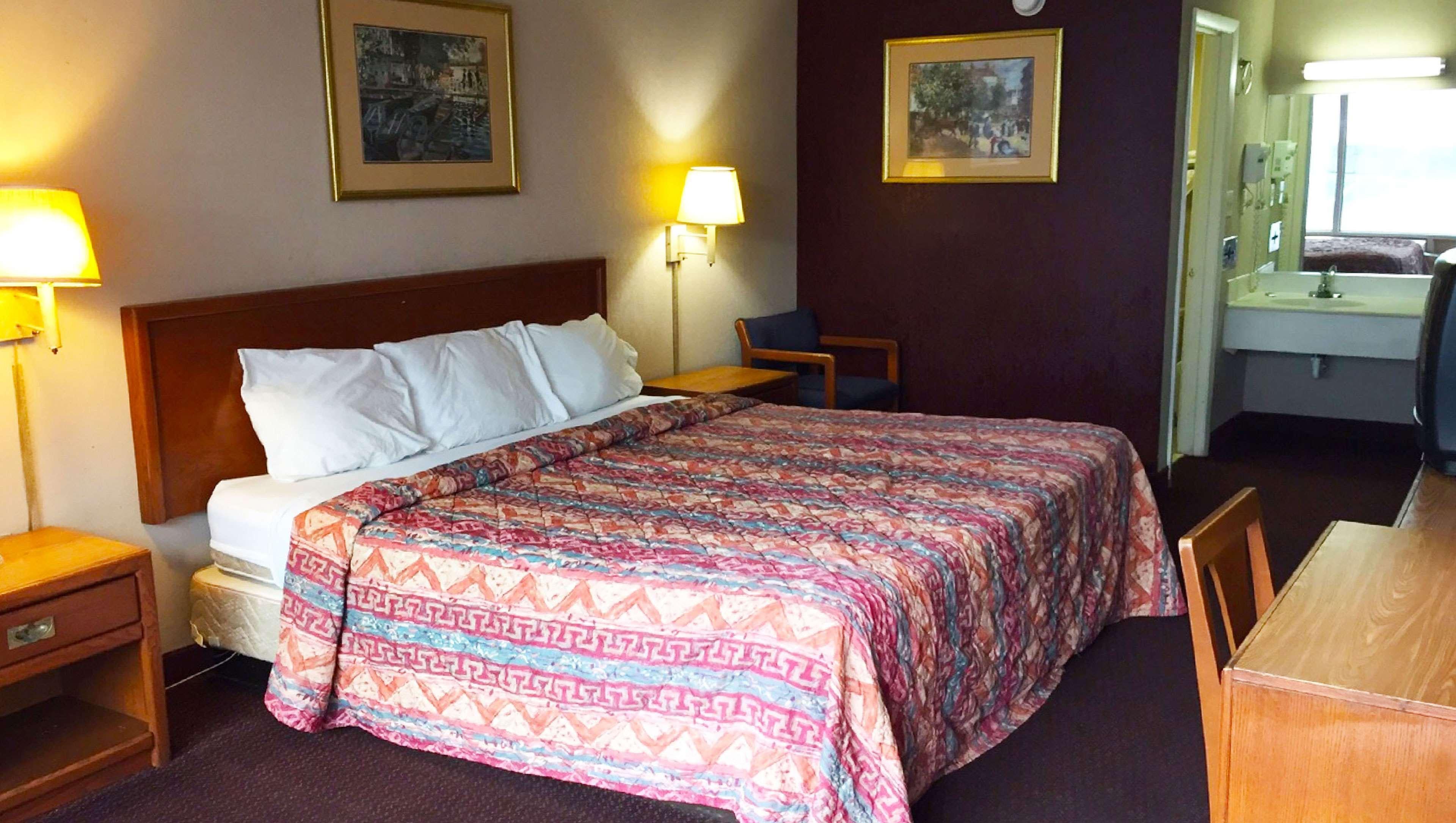 Magnuson Hotel Columbia Extérieur photo